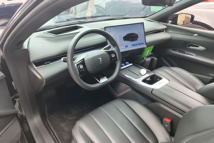 Deepal L07 2025 car image #10