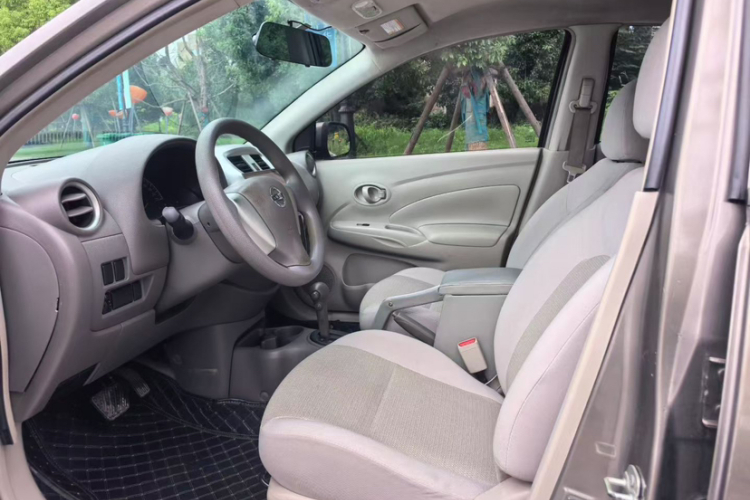 Nissan Sunny 2017 car image #10