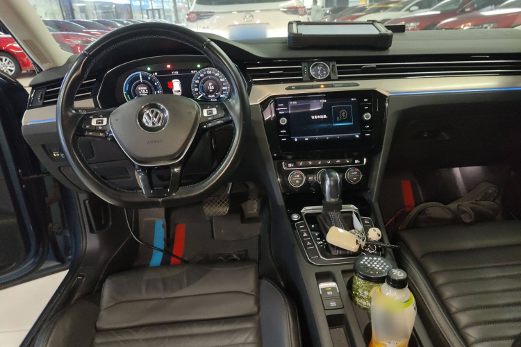 Volkswagen Variant New Energy 2019 صورة سيارة #10