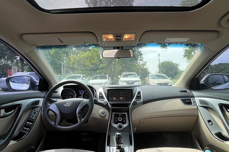 现代 朗动 2015 汽车图片 #10