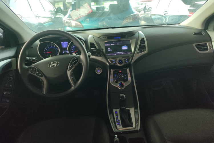 Hyundai Elantra MD 2016 #10 Hyundai Elantra MD 2016 immagine di auto #10