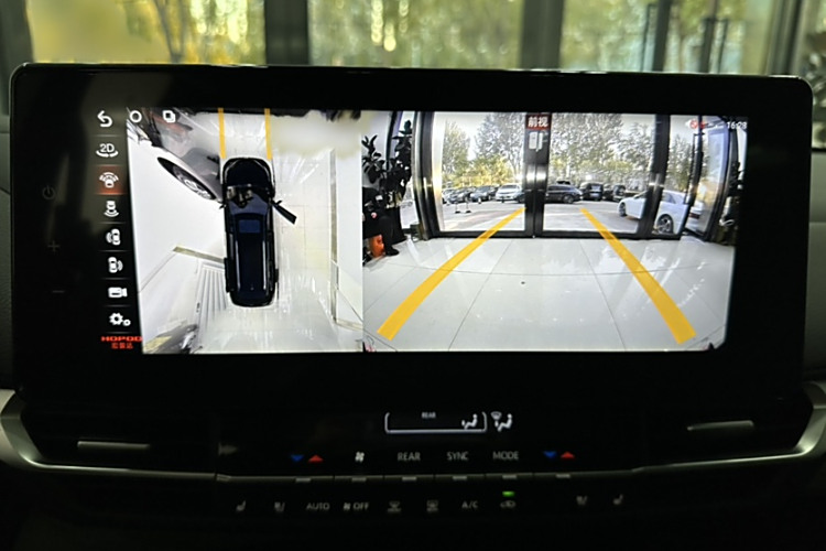 Toyota Granvia 2023 #10 Toyota Granvia 2023 immagine di auto #10