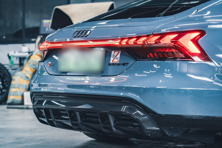 Audi RS e-tron GT 2023 car image #10