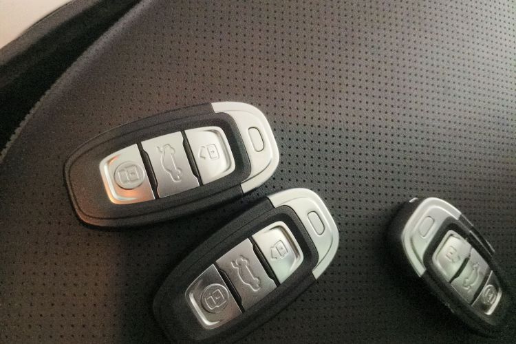 HongQi E-QM5 2024 #10 HongQi E-QM5 2024 immagine di auto #10