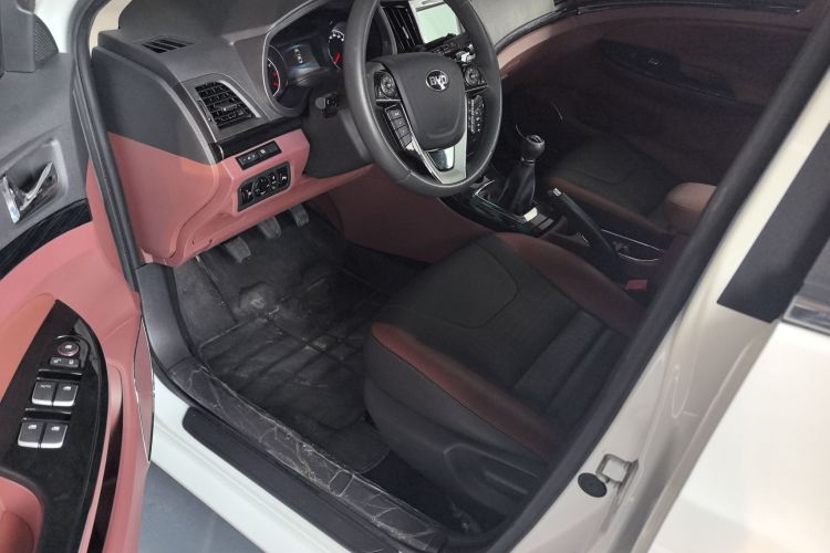 BYD SuRui 2017 #10 BYD SuRui 2017 car image #10