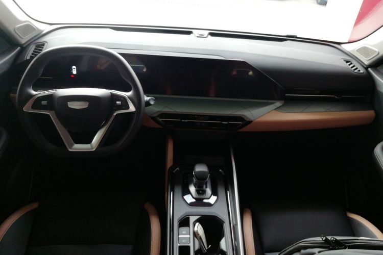 GEELY OkavangoR7 2025 car image #10