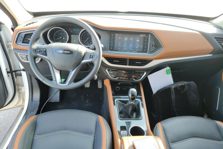 众泰 众泰T300 2018 汽车图片 #10