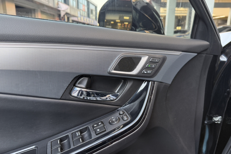 Honda Spirior 2016 immagine di auto #10