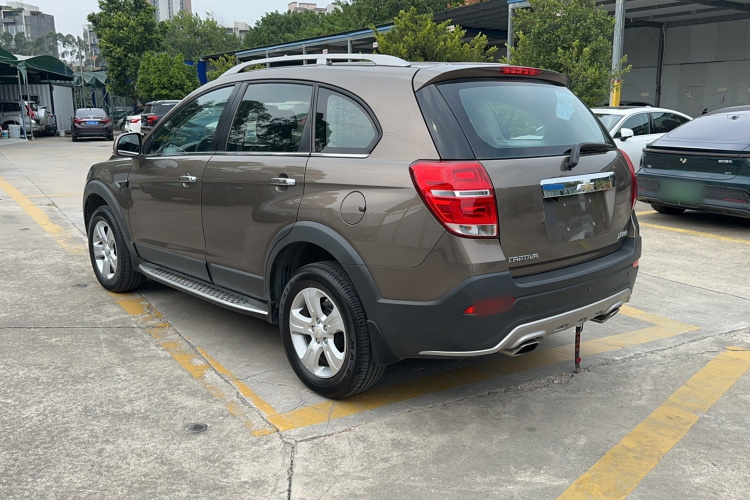 Chevrolet Captiva (Imported) 2016 car image #10