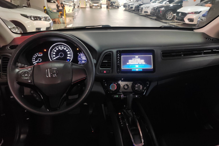 Honda VEZEL 2020 #10 Honda VEZEL 2020 car image #10