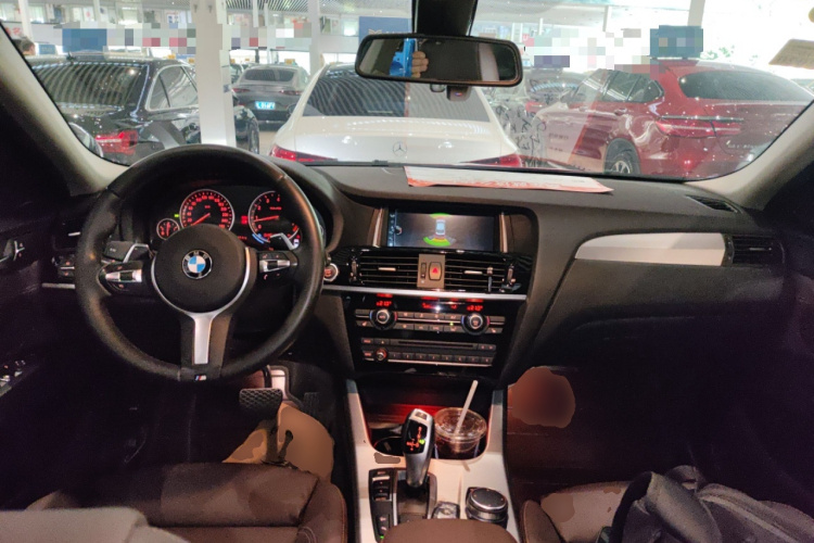 BMW X4 M40i 2018 #10 BMW X4 M40i 2018 immagine di auto #10
