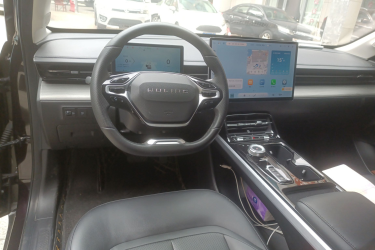 Wuling Starlight 730 New Energy 2023 صورة سيارة #10