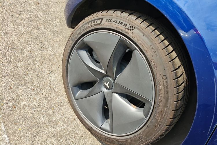 特斯拉 Model 3(进口) 2019 汽车图片 #10