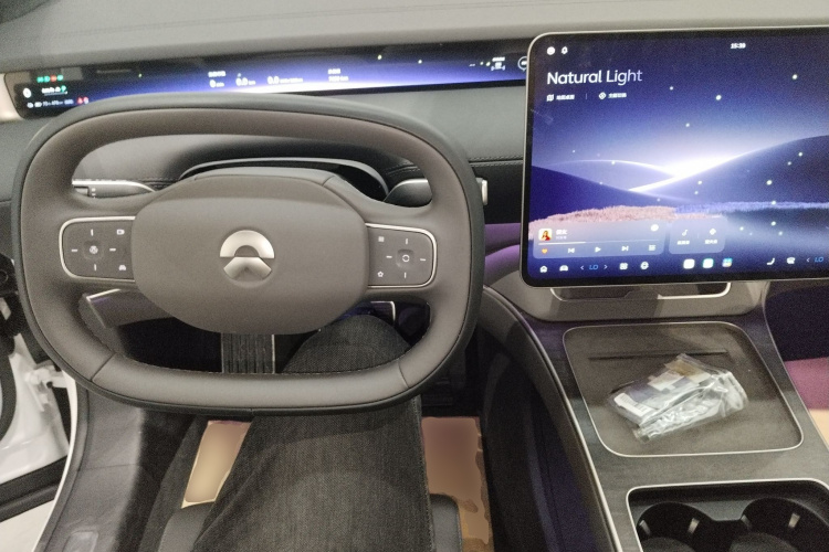 蔚来 蔚来ET9 2025 汽车图片 #10