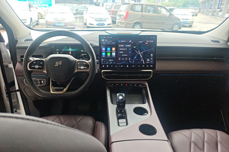 Jetour X90 PRO 2025 #10 Jetour X90 PRO 2025 car image #10