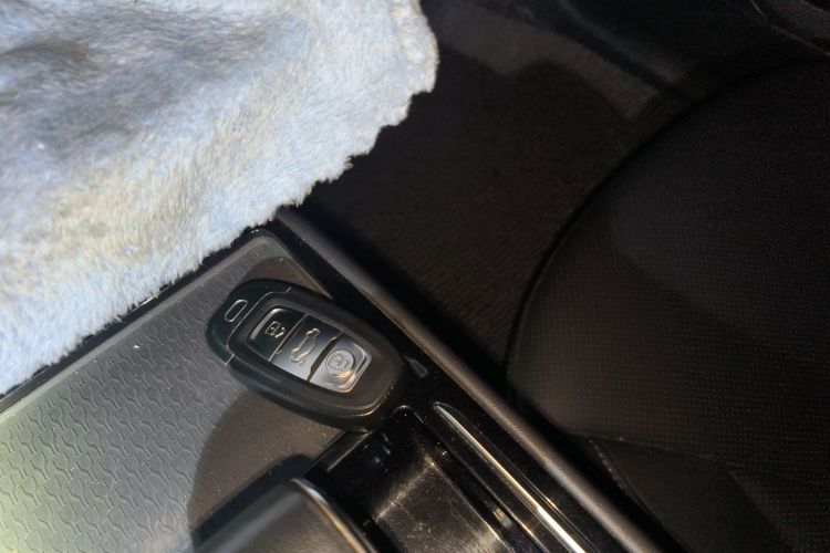 HongQi E-QM5 2023 #10 HongQi E-QM5 2023 car image #10