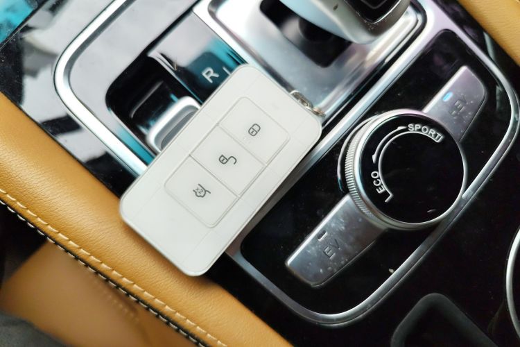 BYD Qin New Energy 2018 car image #10