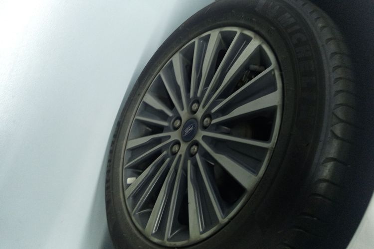 Ford Mondeo New Energy 2019 car image #10