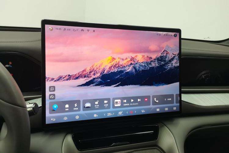 Denza N7 2023 #10 Denza N7 2023 изображение автомобиля #10