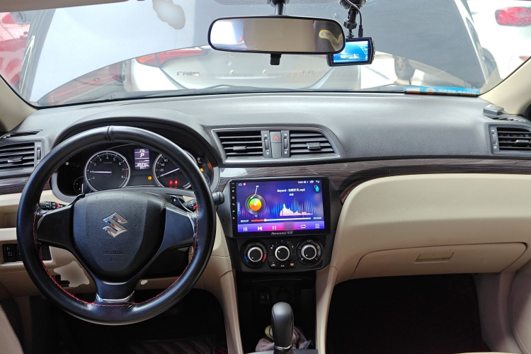 Suzuki Ciaz 2016 изображение автомобиля #10