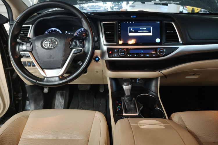 Toyota Highlander (Imported) 2020 car image #10