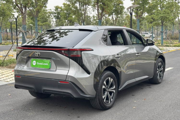 Toyota Bozhi 4X 2024 #10 Toyota Bozhi 4X 2024 car image #10