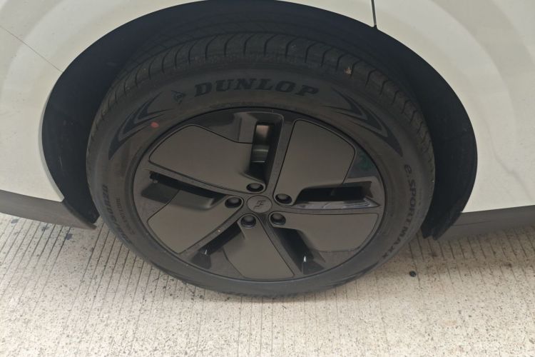 理想汽车 理想i6 2025 汽车图片 #10