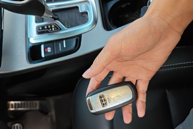 GEELY Emgrand GSe 2017 #10 GEELY Emgrand GSe 2017 car image #10