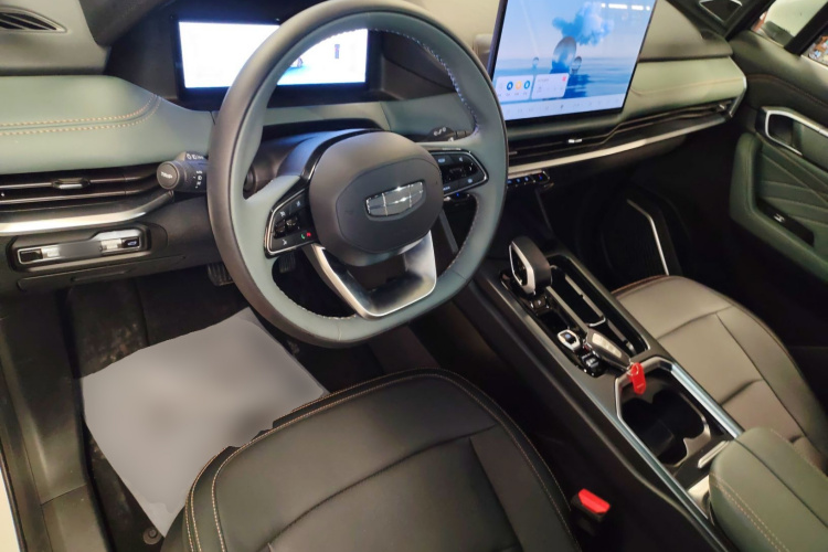 GEELY Okavango L 2025 car image #10