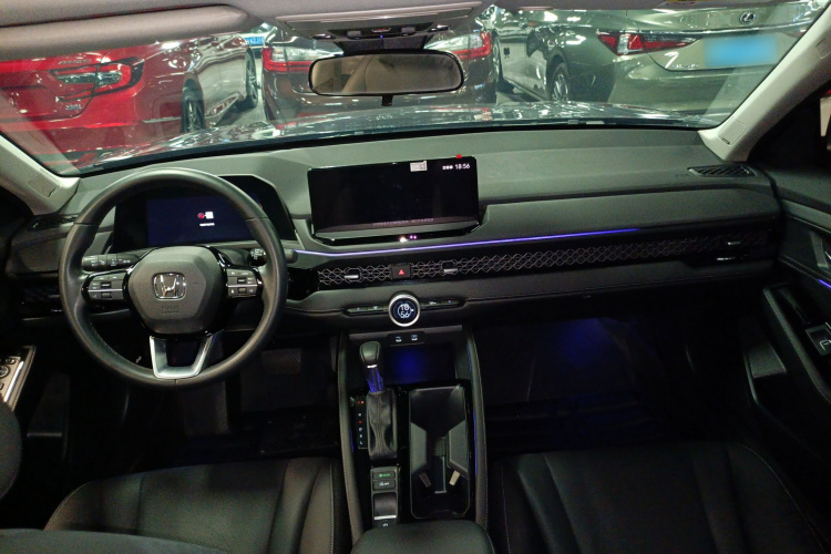 BYD F3R 2024 #10 BYD F3R 2024 car image #10