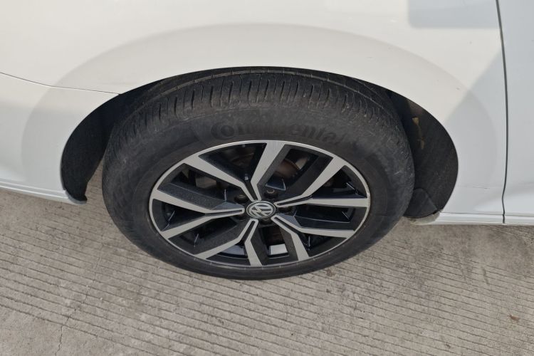 Volkswagen Passat Variant 2017 immagine di auto #10