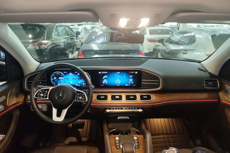 Mercedes-Benz GLE Class New Energy 2021 car image #10