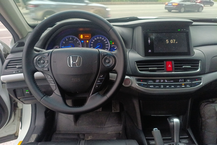 Honda CROSSTOUR 2016 immagine di auto #10