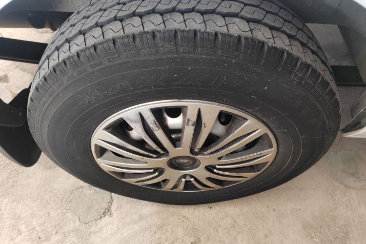 Ford Transit 2023 car image #10