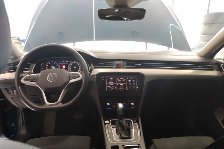 Volkswagen Passat Variant 2022 #10 Volkswagen Passat Variant 2022 immagine di auto #10