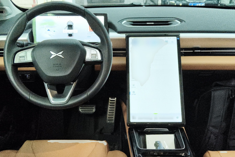 Xpeng P5 2023 #10 Xpeng P5 2023 car image #10