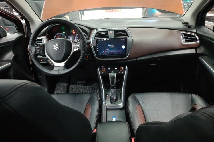 铃木 骁途 2017 汽车图片 #10