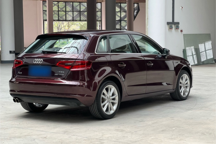 Audi A3 2015 car image #10