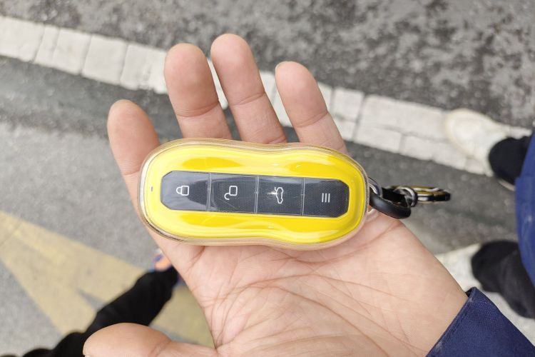 小米汽车 小米SU7 Ultra 2025 汽车图片 #10