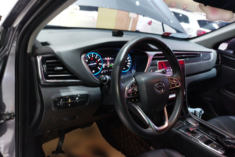 GAC Trumpchi GS5 2020 #10 GAC Trumpchi GS5 2020 car image #10