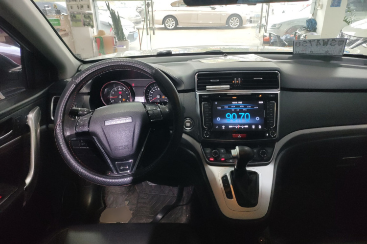 Haval M6 2018 car image #10
