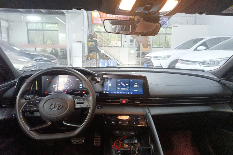 Hyundai Elantra EV 2022 car image #10