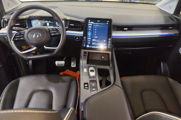 Hyundai Custo 2023 #10 Hyundai Custo 2023 car image #10