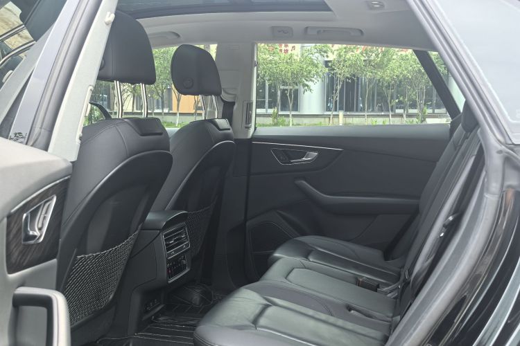 Audi Q8 2021 #10 Audi Q8 2021 car image #10