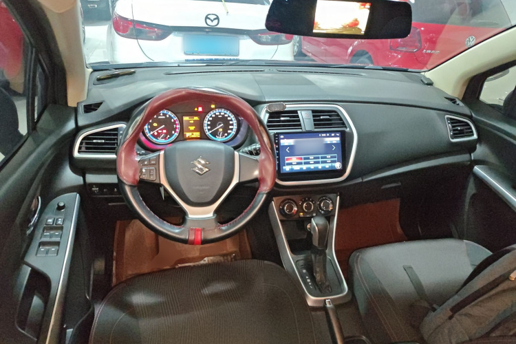 Suzuki S-Cross 2016 immagine di auto #10