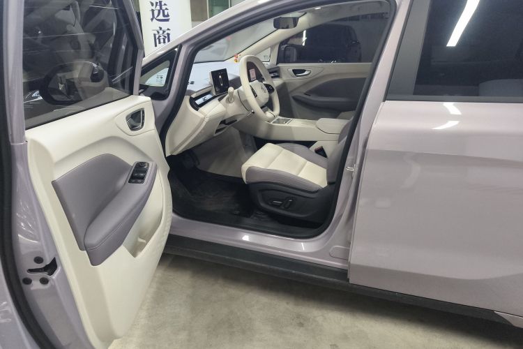 MG 4 EV 2025 #10 MG 4 EV 2025 car image #10