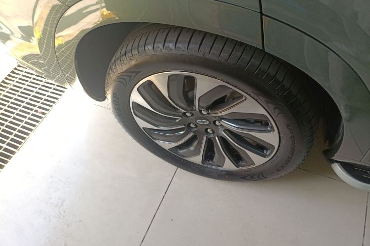 AITO 问界 问界M7 2023 汽车图片 #10