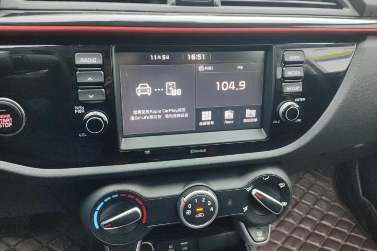 Kia Rio Cross 2019 صورة سيارة #10