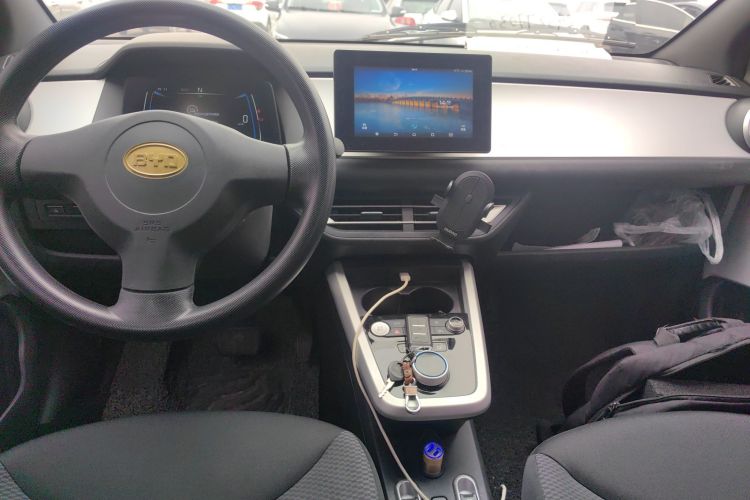 BYD e1 2020 #10 BYD e1 2020 car image #10