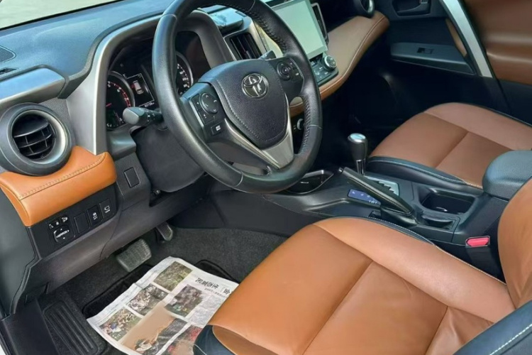 RAV4 2018 #10 RAV4 2018 car image #10